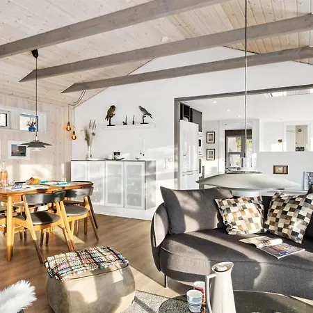 Holiday home Lagho - 500m From The Sea In Nw Jutland By Interhome *