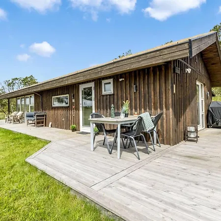 Lagho - 500m From The Sea By Interhome Feriehus *
